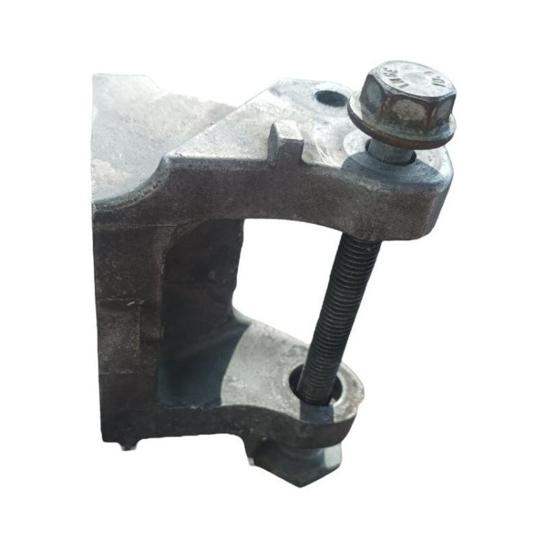 Soporte Base Tornillo Alternador Hino 716 816 300
