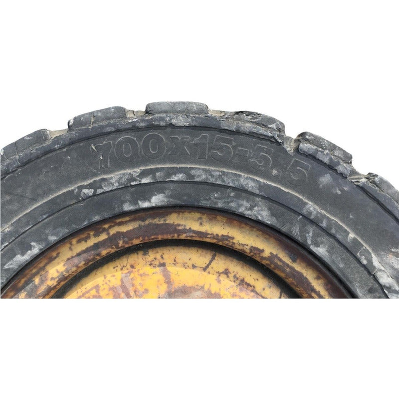 Llanta Montacargas 700x15-5.5 Rin 6 Birlos