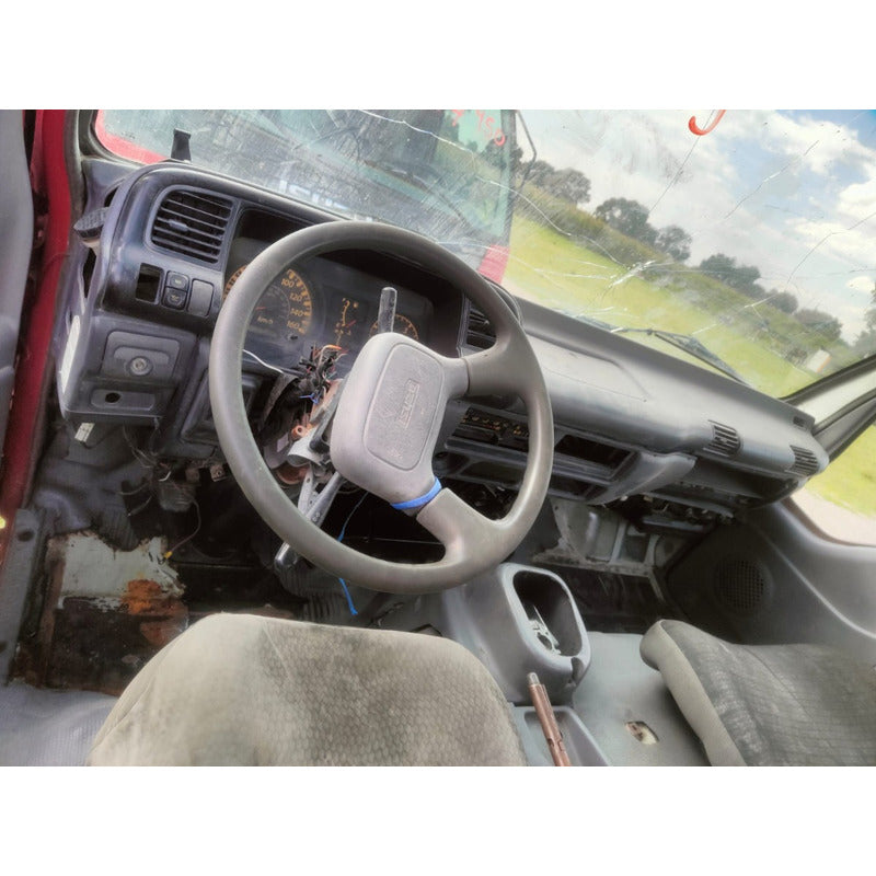 Cabina Isuzu Elf 450 Año 2007
