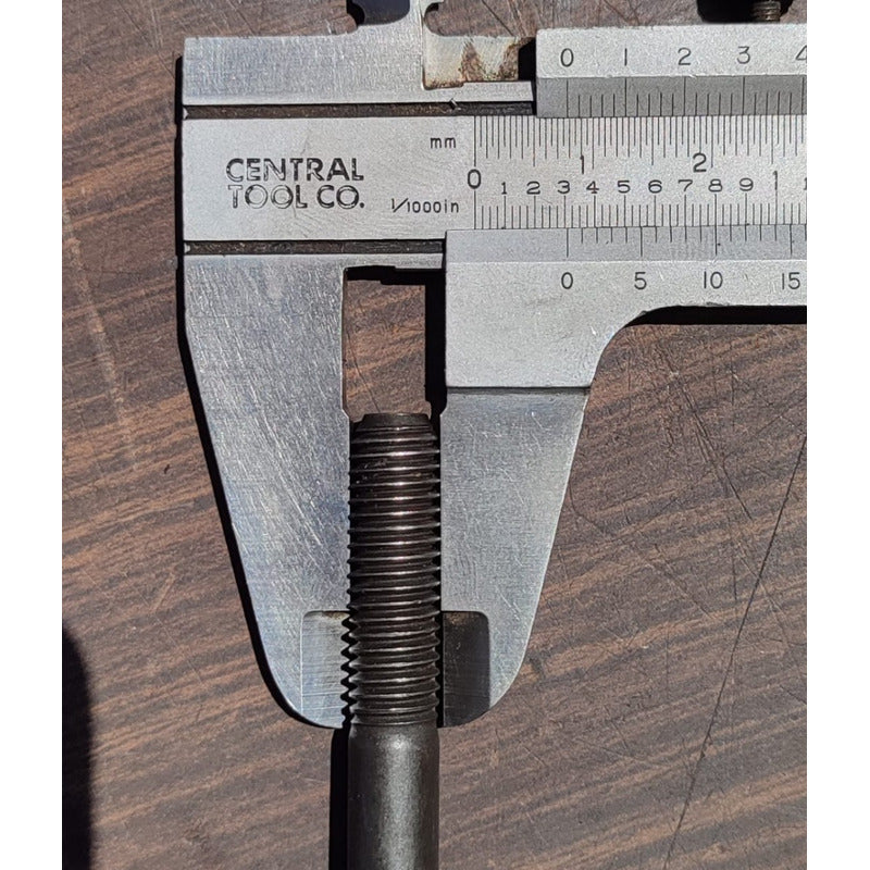 Perno Tornillo Riel Alta Presion Motor Navistar Maxxforce 7.