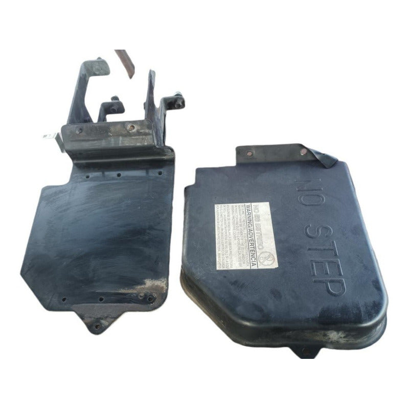 Base Soporte Caja Modulo Computadora Isuzu Elf 400 450