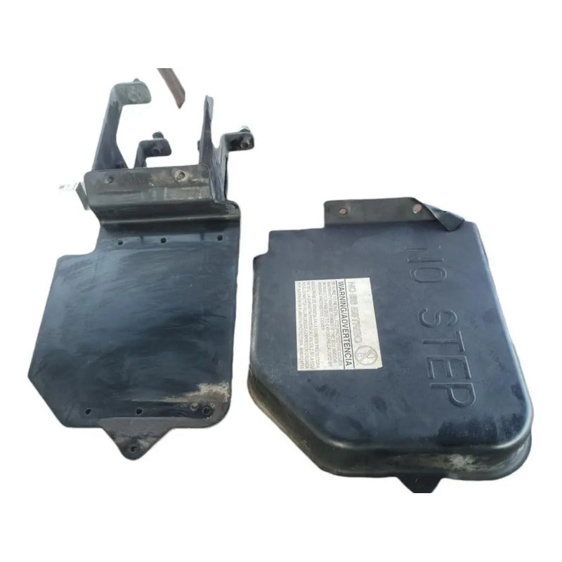 Base Soporte Caja Modulo Computadora Isuzu Elf 400 450