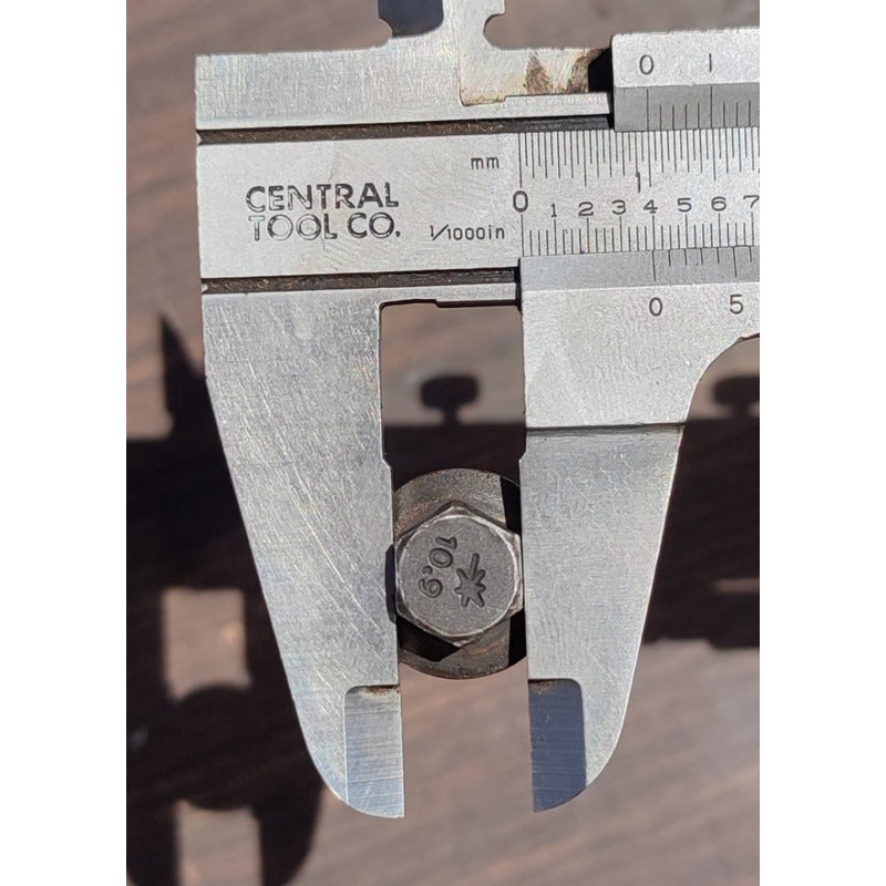 Perno Tornillo Riel Alta Presion Motor Navistar Maxxforce 7.