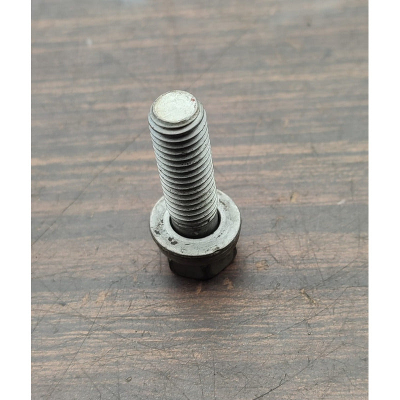 Tornillo Rondana Bomba Acete Motor Navistar Maxxforce 7.6l