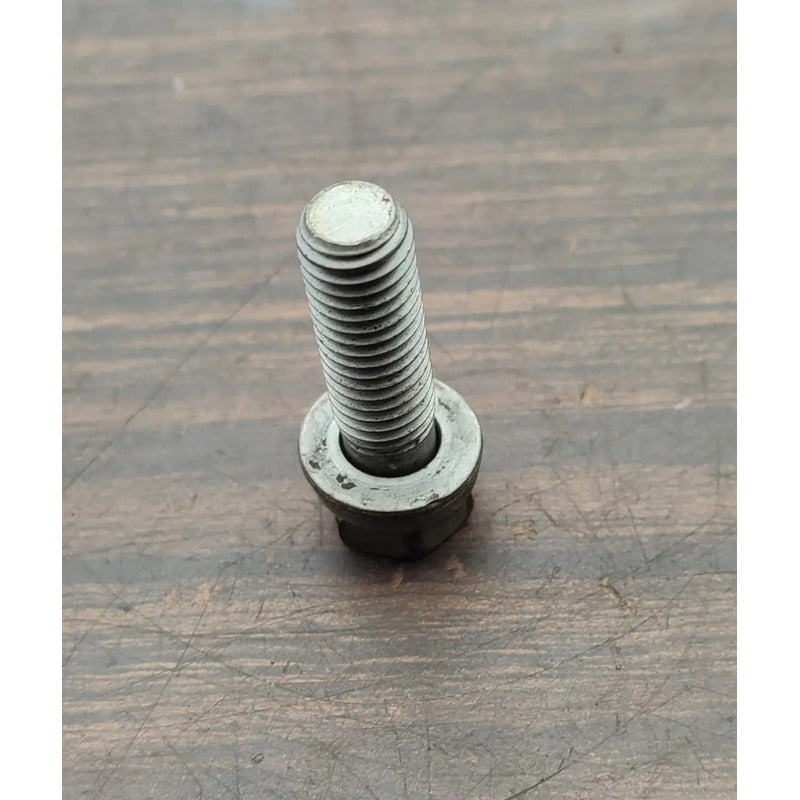 Tornillo Rondana Bomba Acete Motor Navistar Maxxforce 7.6l