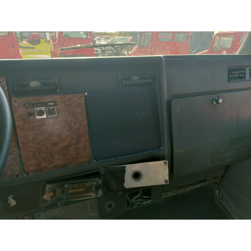 Cabina Kenworth T300 T370 Año 2001