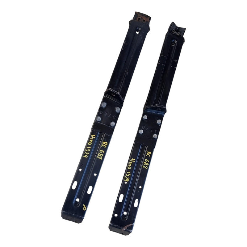 Soporte Base Radiador Hino 500 1524 2021 Par Negro