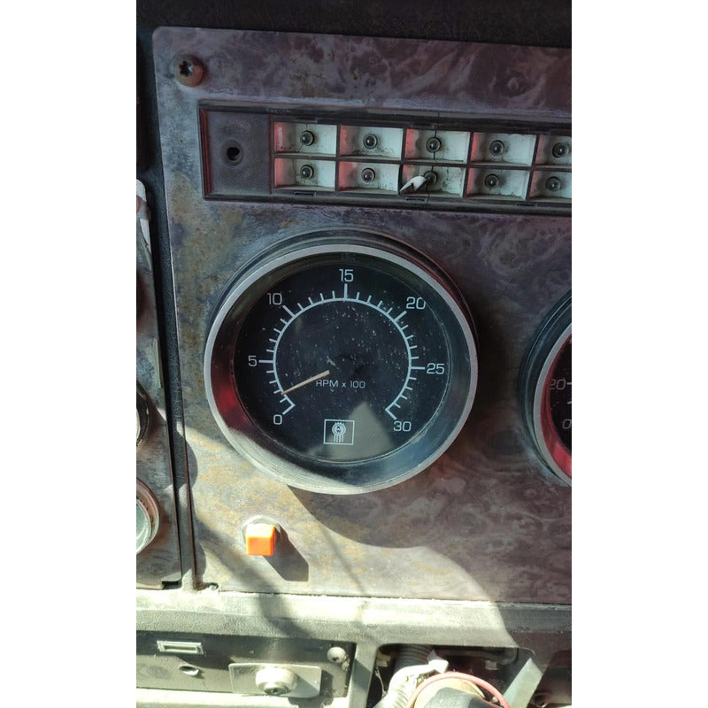 Cabina Kenworth T300 Año 2003 Por Partes