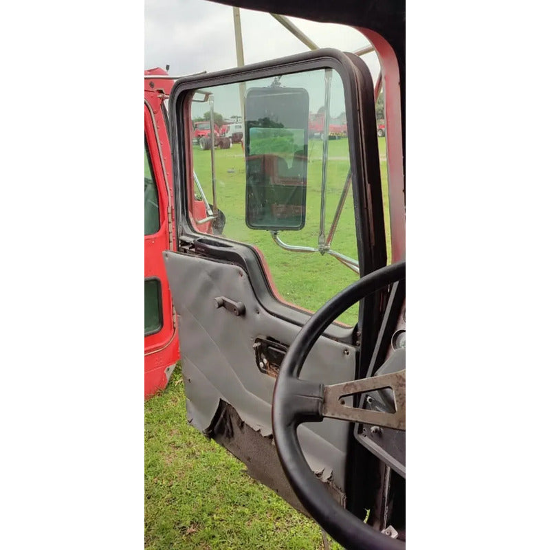 Cabina Kenworth T300 T370 Año 2001