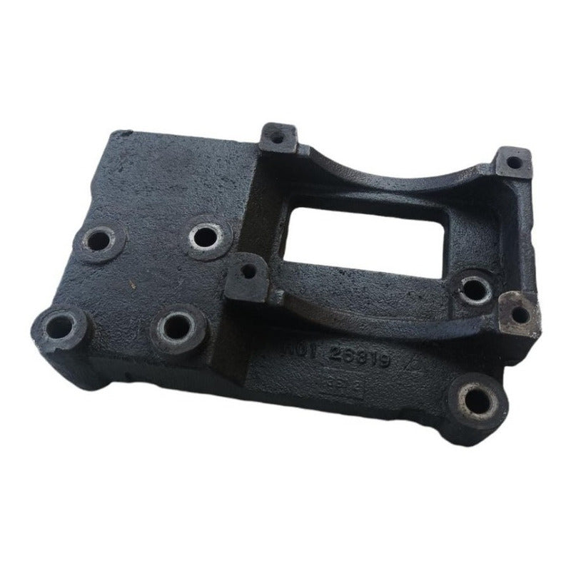 Soporte Compresor A/c Motor Mercedes Benz 906 Om906 Freightl