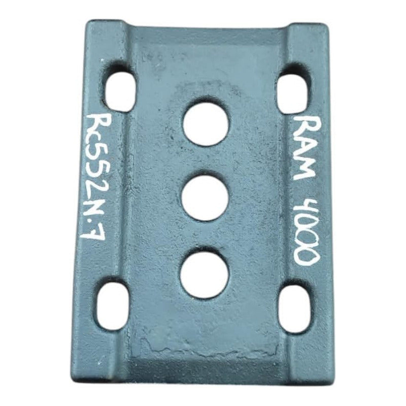 Soporte Base Abrazadera Muelles Diferencial Ram 4000