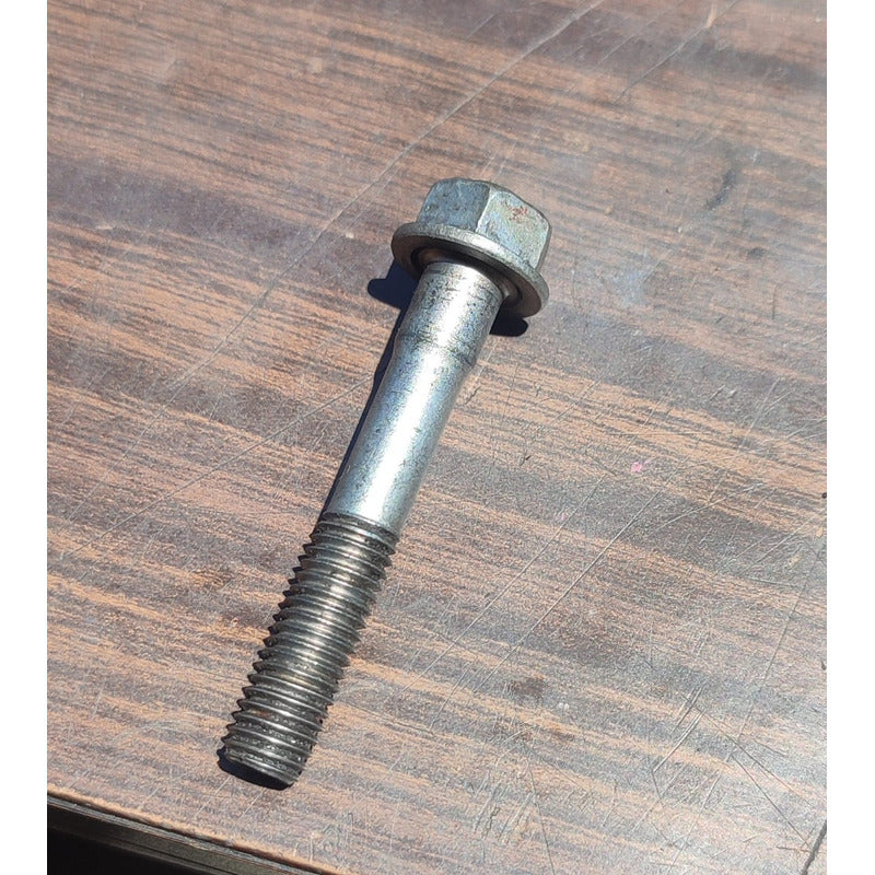 Perno Tornillo Enfriador Aceite Navistar Maxxforce 7.6l Inte
