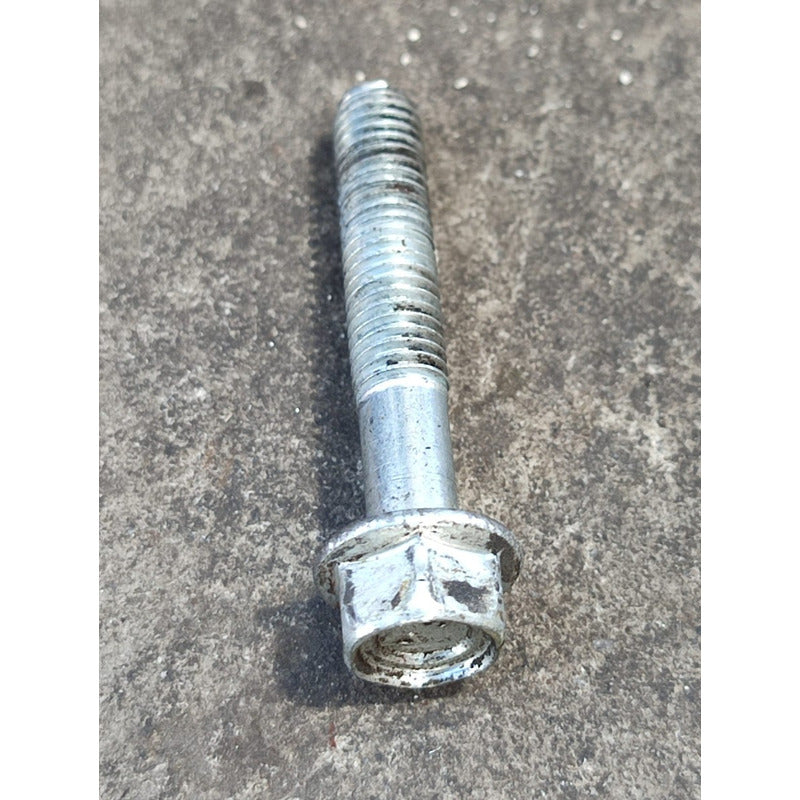 Tornillo Bomba Agua Motor Isuzu 4hk1 Elf 450 500