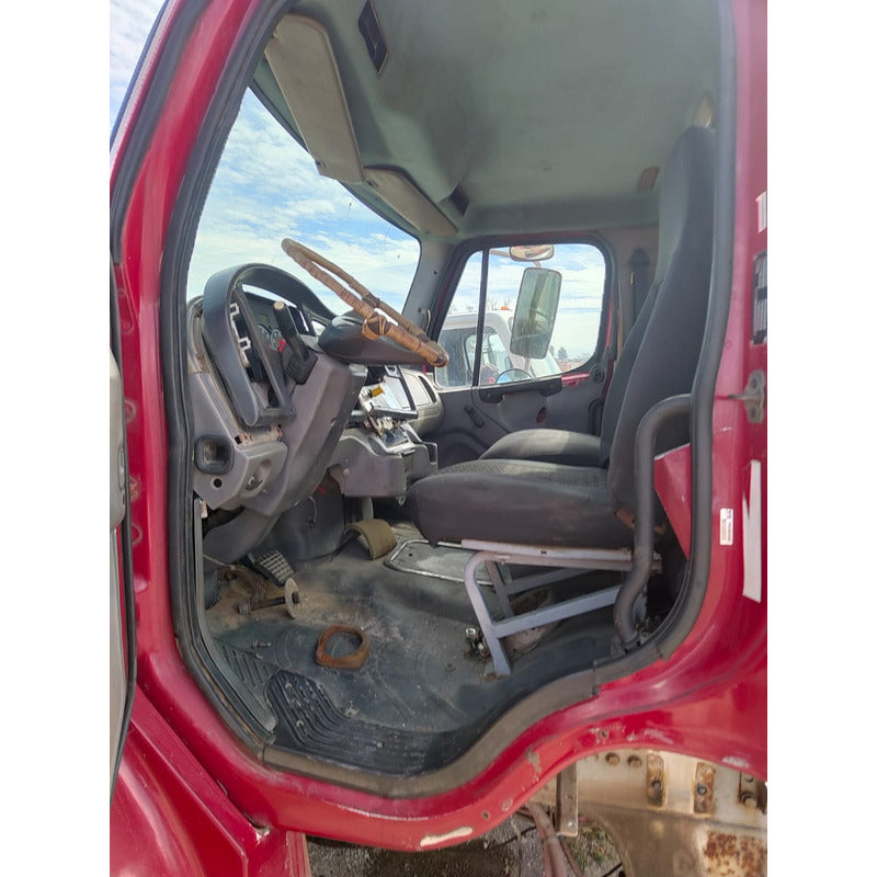 Chasis Cabina Sin Motor Sin Transmisión Freightliner M2 2005