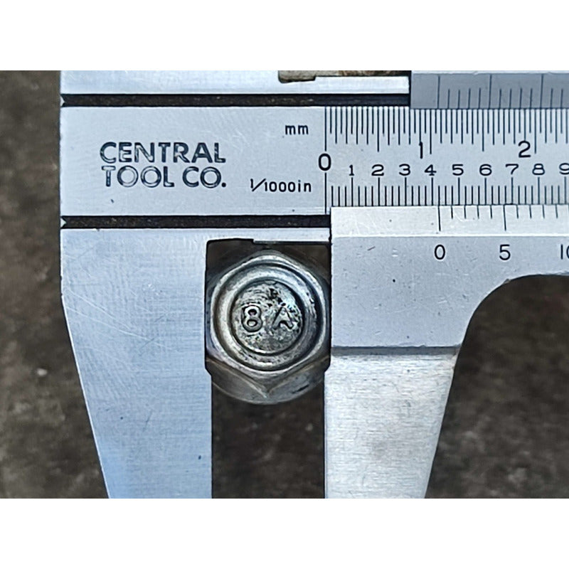 3 Tornillos Multiple Admision Motor Isuzu 4hk1 Elf 450 500