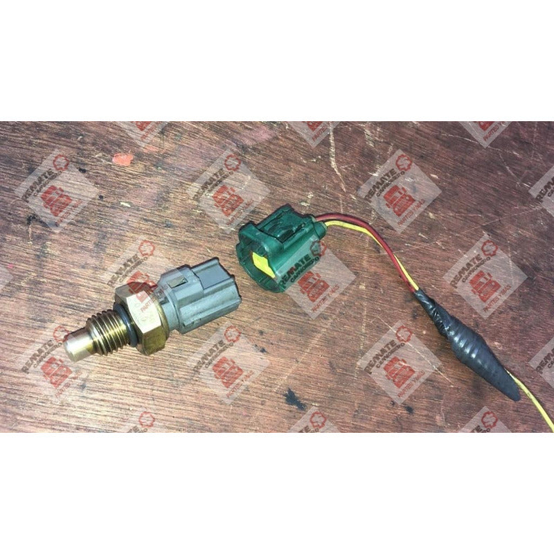 Conector Sensor Temperatura Combustible Diésel Bomba Hino N0