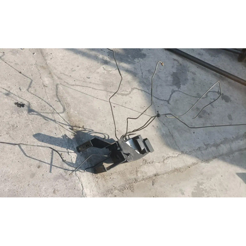 Base Tubos Soporte Modulo Frenos Abs Motor Isuzu Elf 400 450