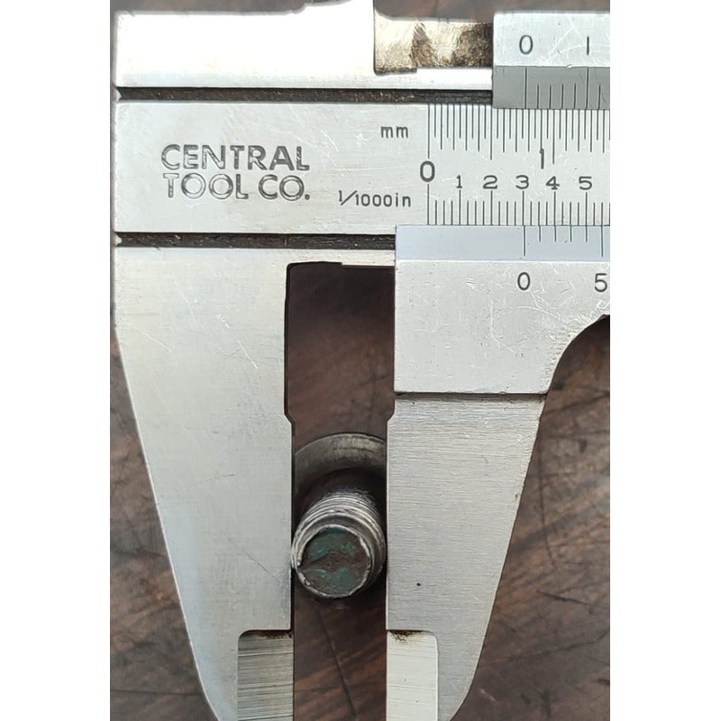 Tornillo Carter Motor Navistar Maxxforce 7.6l International