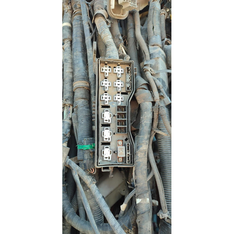 Arnés Caja Tablero Fusibles Modulo Isuzu Elf 400 450 500