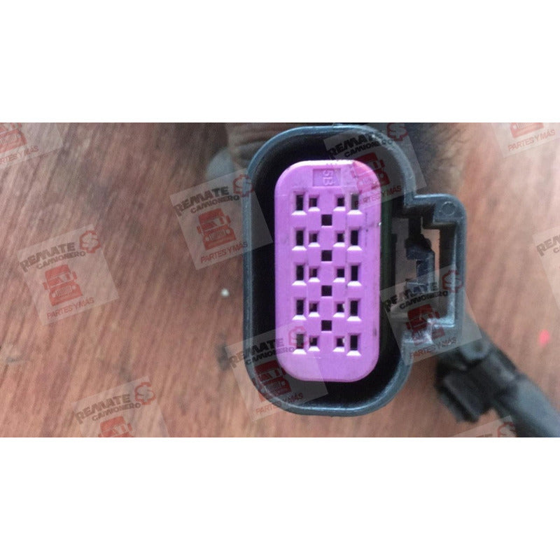 Arnes Conector Pedal Acelerador Potenciometro Isuzu Elf Tps