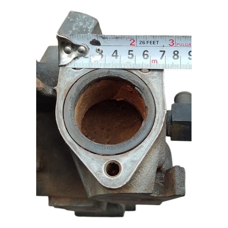 Caja De Termostato Cubierta Motor Cummins Isb 6.7l Paccar