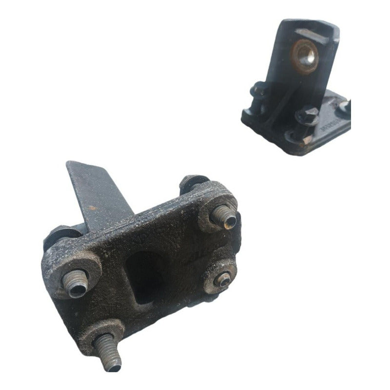 Soporte Motor Coraza Navistar Dt466 International 4300 4700