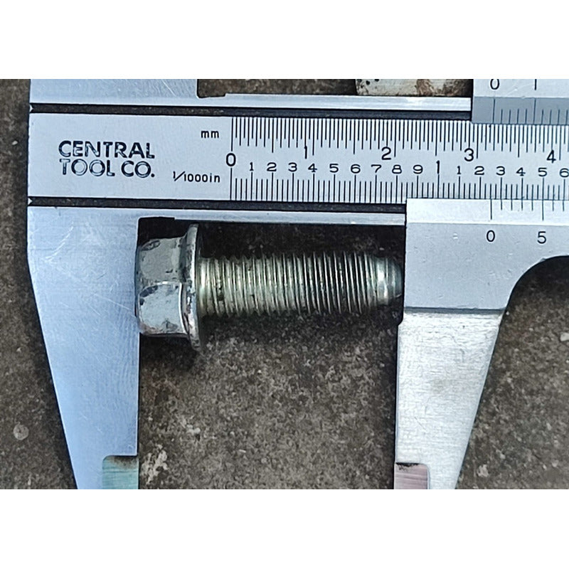 Tornillo Enfriador Aceite Motor Isuzu 4hk1 Elf 450 500
