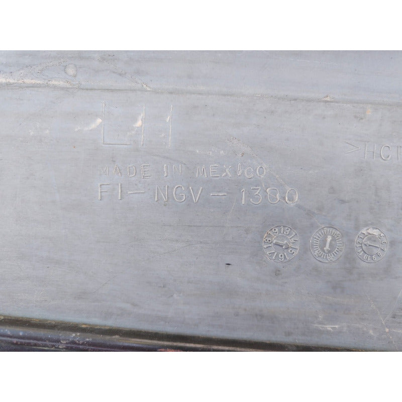 Tapa Cubierta Plástico Puerta Piloto International 4300