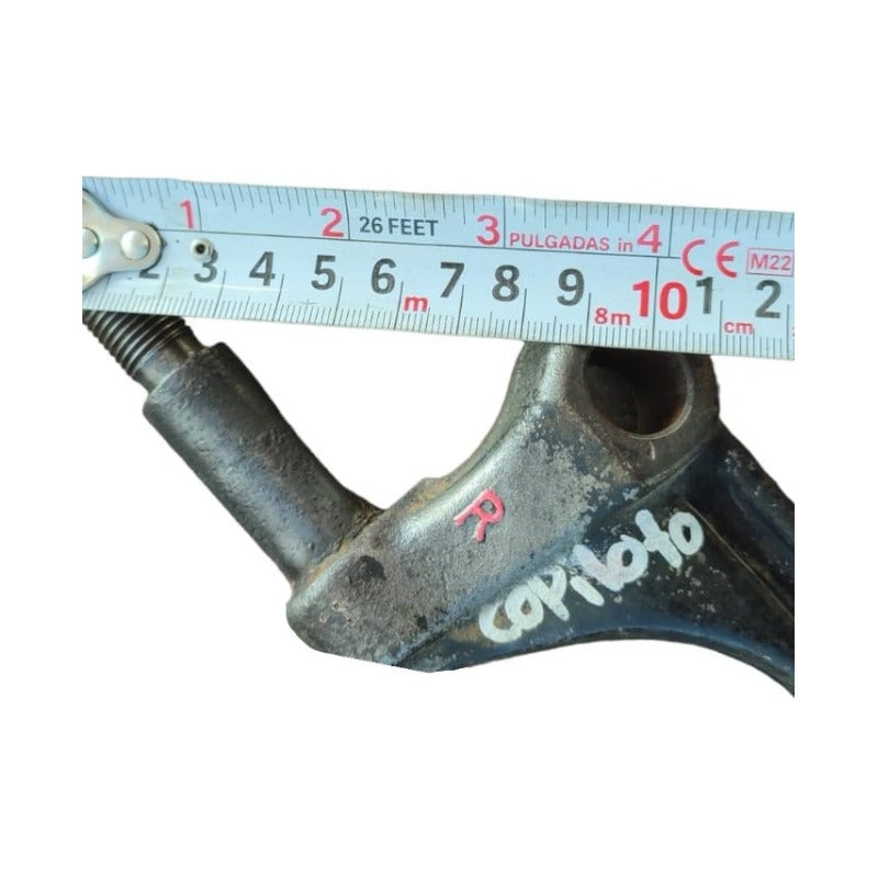 Base Soporte Amortiguador Copiloto Delantero Hino 300 816