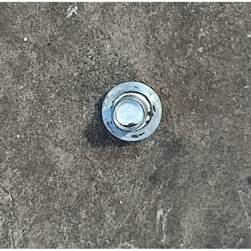 4 Tornillos Base Soporte Motor Isuzu 4hk1 Elf 450 500