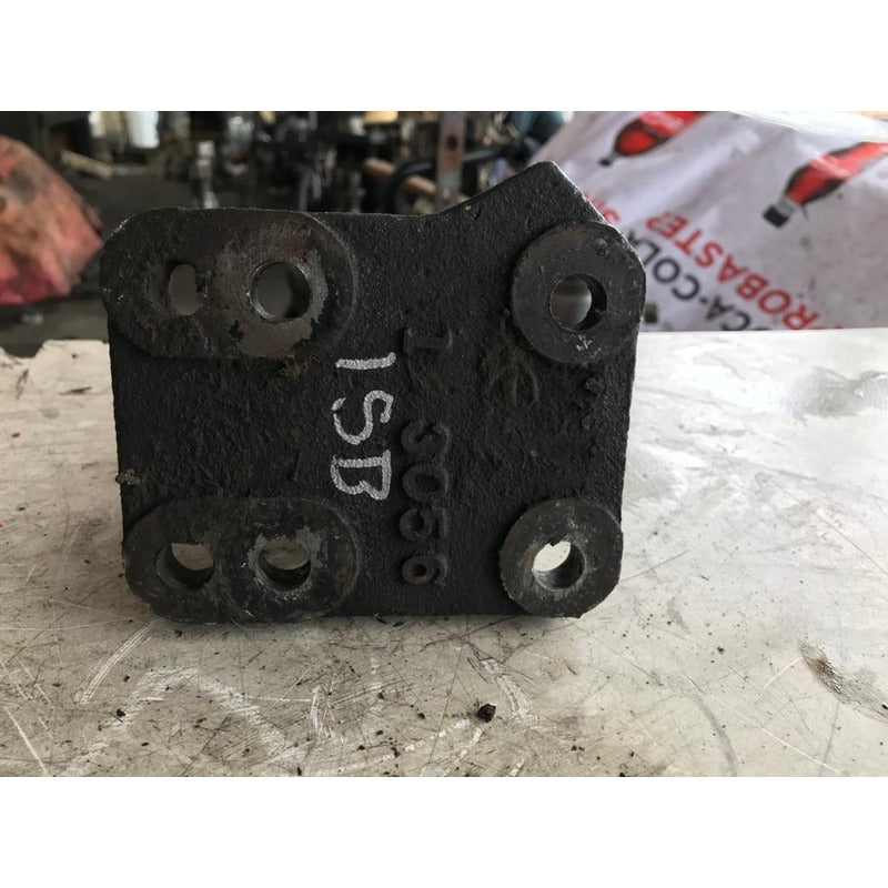 Soporte Coraza De Motor Cummins 5.9 6bt Isb Navistar (par)