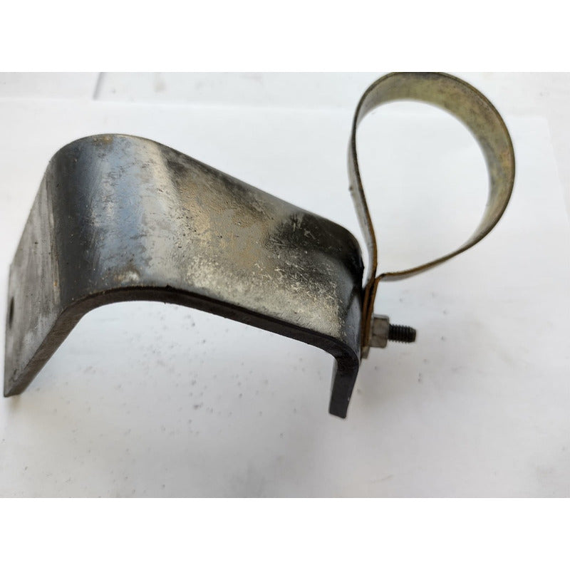 Base Soporte Agarradera Arnés Cableado Chevrolet Kodiak