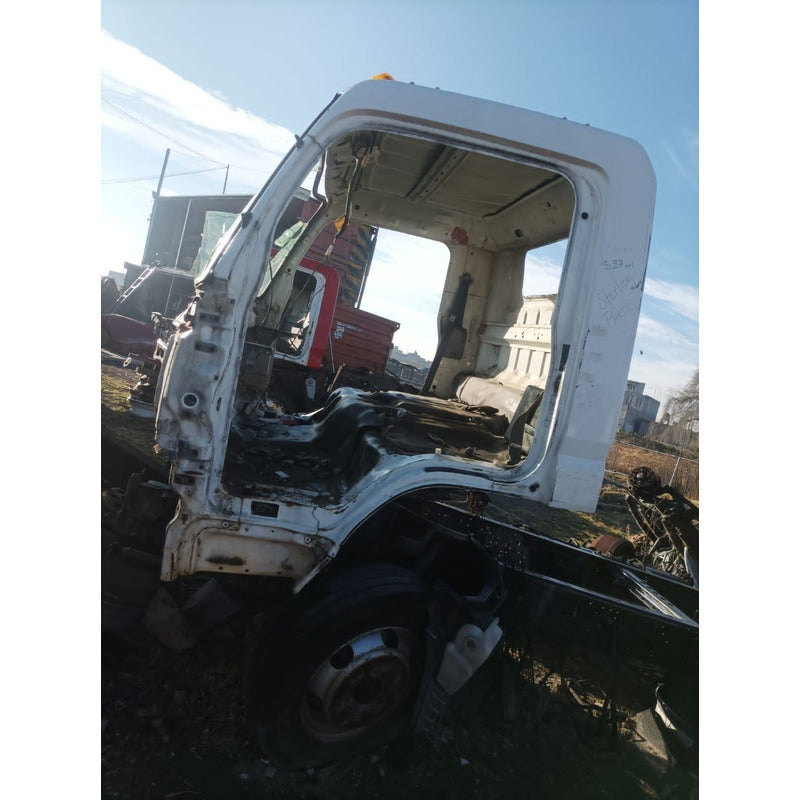 Cabina Freightliner Sterling Fl 360 Año 2008