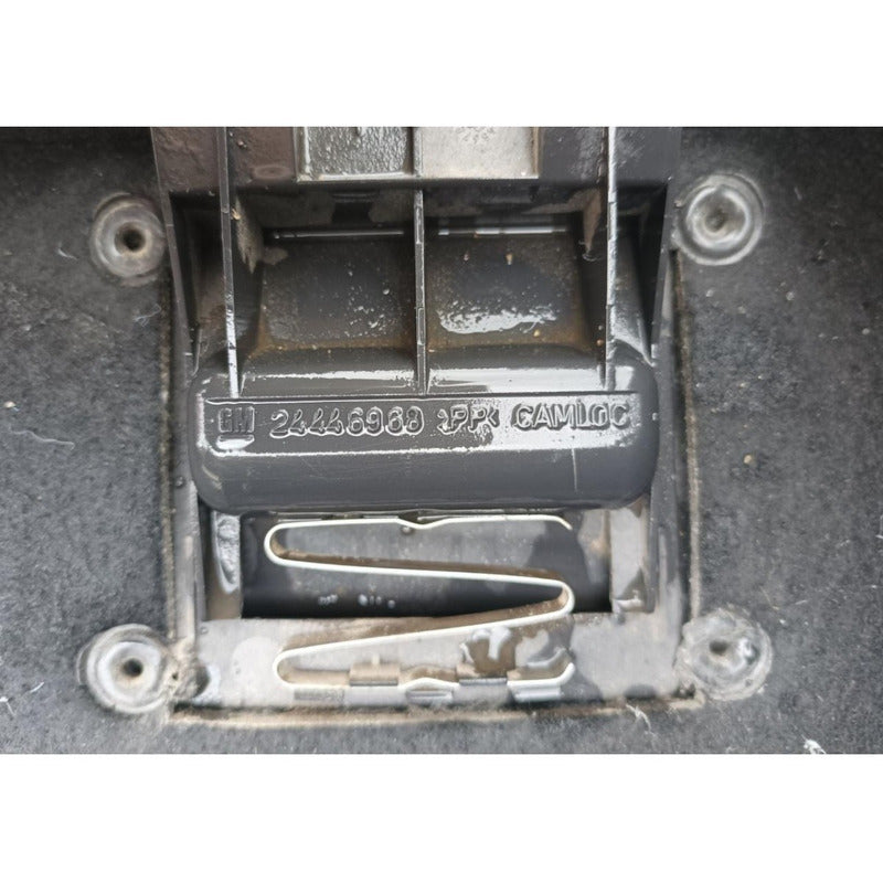 Cubierta Lateral Alfombra Maletero Cajuela Chevrolet Vectra