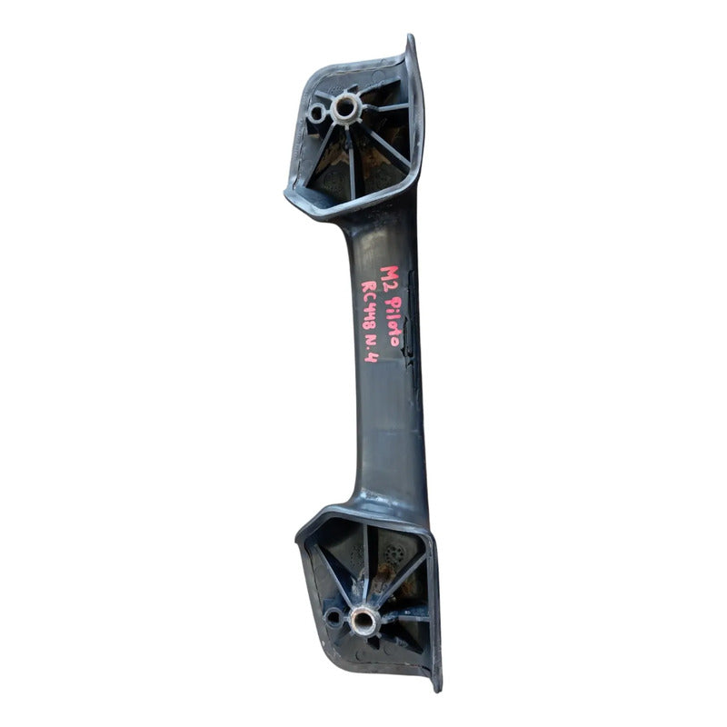 Soporte Manija Apoyo Puerta Piloto Freightliner M2 Detalle