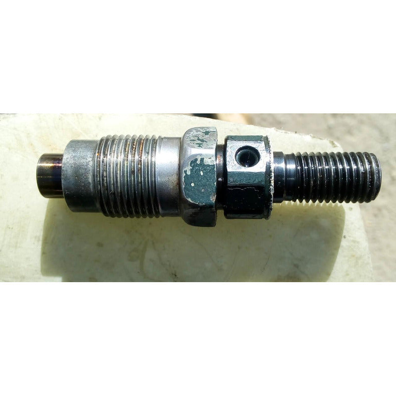 Inyector Motor Kubota V2203Y Más Partes