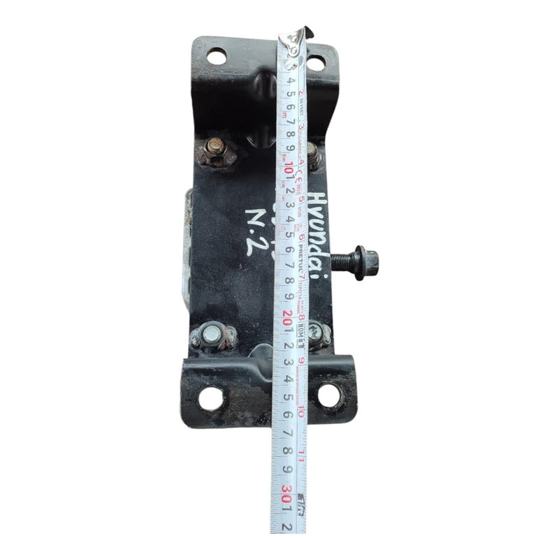 Soporte Base Trasero Motor Hyundai H120