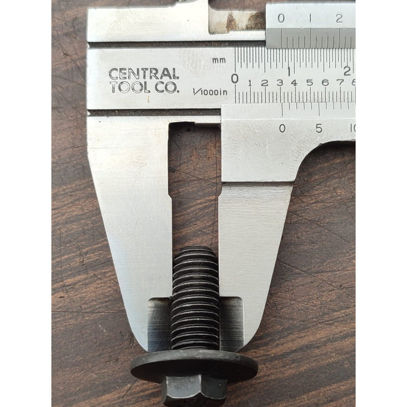 3 Tornillos Tapa Distribución Motor Navistar Maxxforce 7.6l