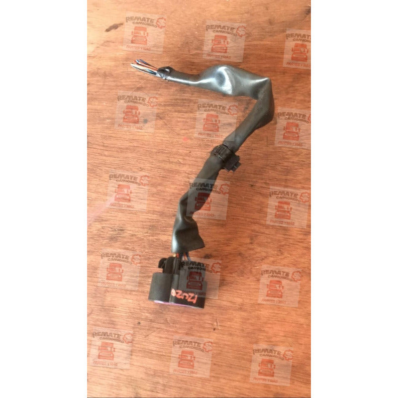 Arnes Conector Pedal Acelerador Potenciometro Isuzu Elf Tps