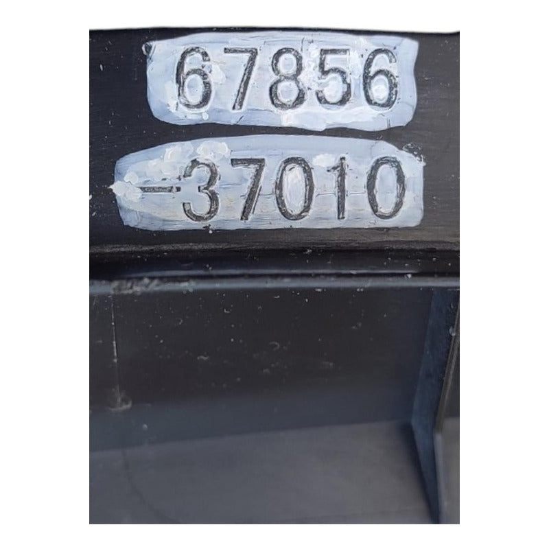 Moldura Puerta Cabina Hino 300 816 Año 2021 Piloto