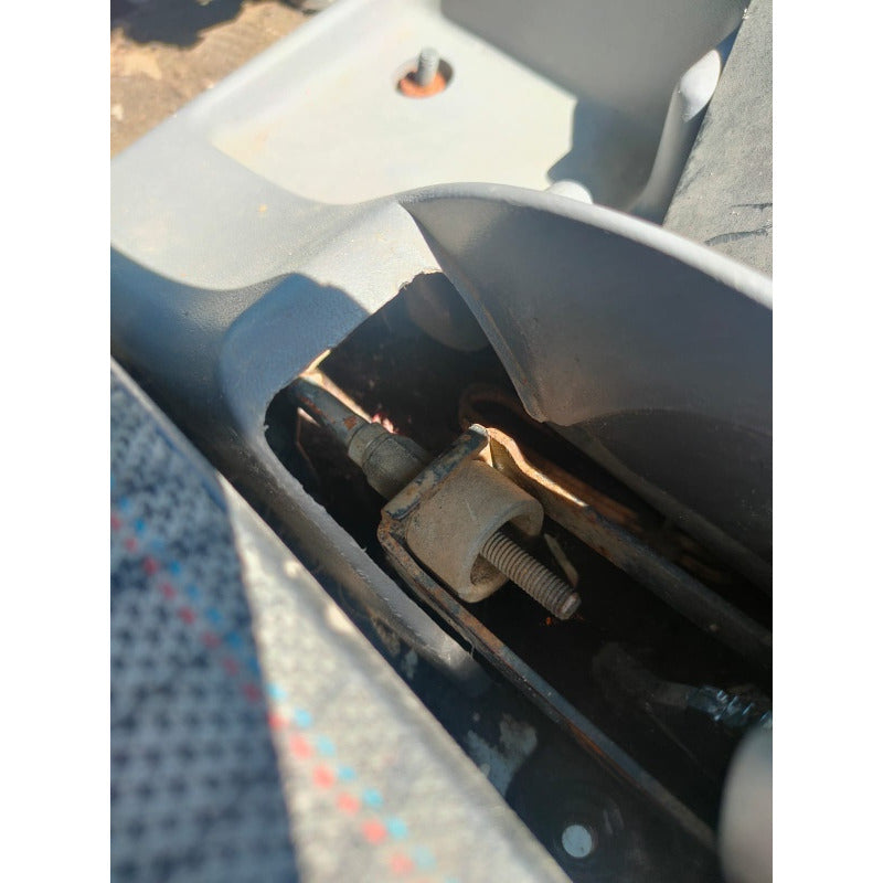 Tuerca Y Contra Tuerca Chicote Freno Mano Isuzu Elf 450