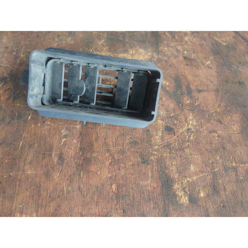 Rejilla Ventanilla Calefacción A/c Interior Cabina Isuzu Elf