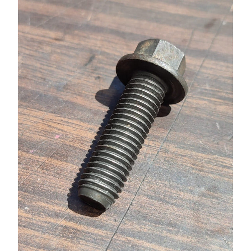 7 Tornillos Base Soporte Motor Navistar Maxxforce 7.6l