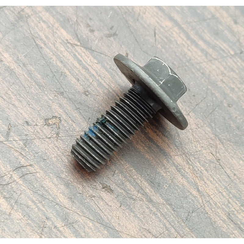 3 Tornillos Tapa Distribución Motor Navistar Maxxforce 7.6l