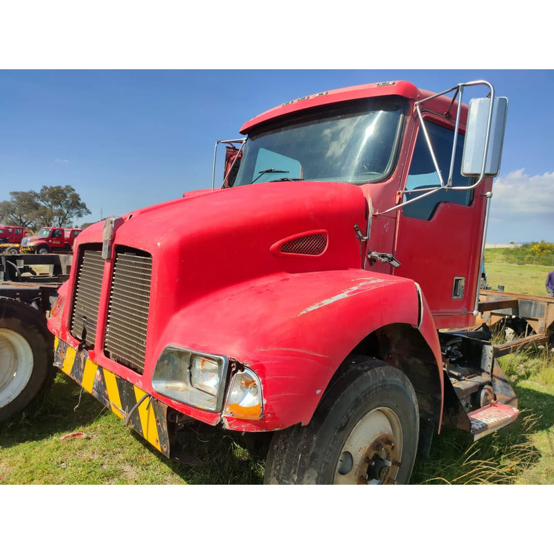 Cabina Kenworth T300 T370 Año 2001