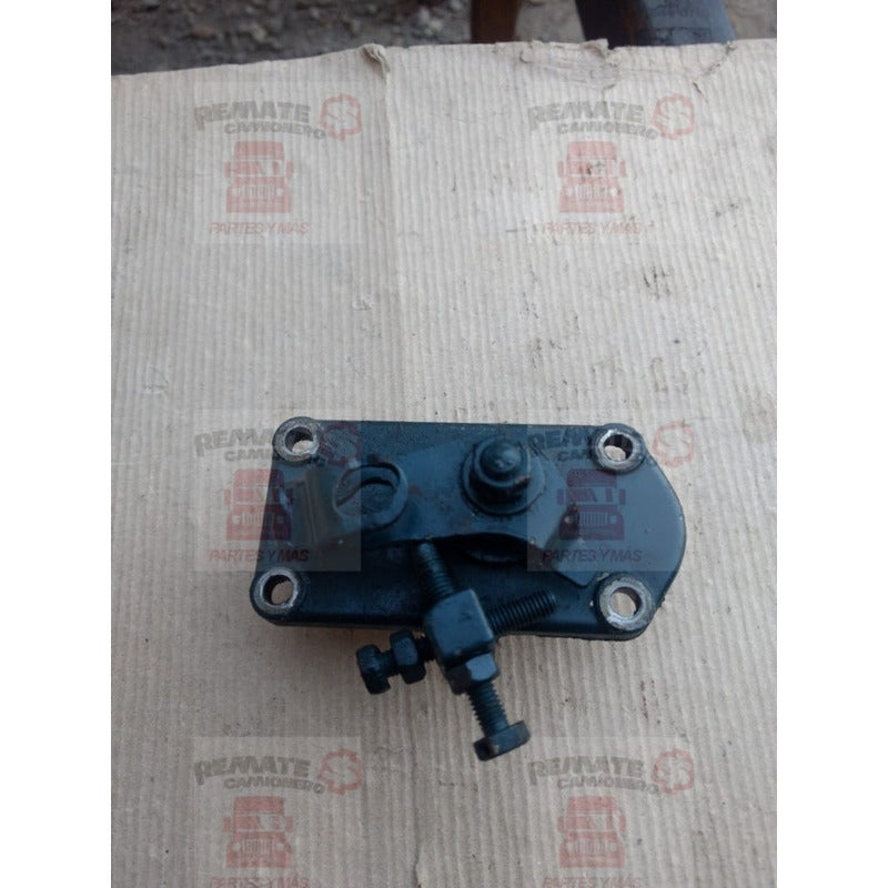 Paro Bomba Diesel Motor Kubota V2203 Minicargador Bobcat