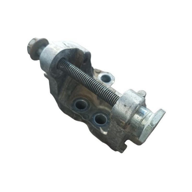 Soporte Base Tornillo Alternador Hino 716 816 300