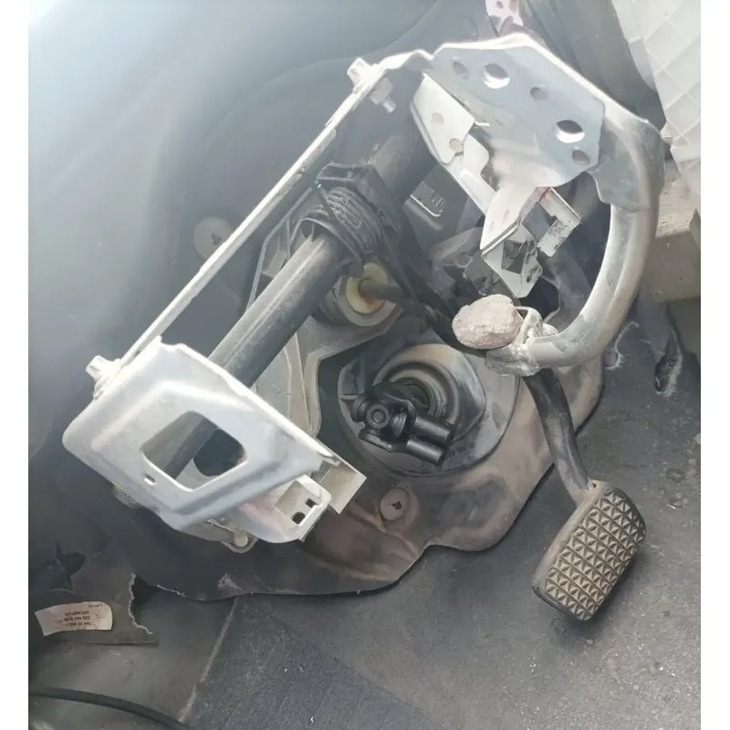 Pedal Freno Columpio Base Soporte Chevrolet Vectra