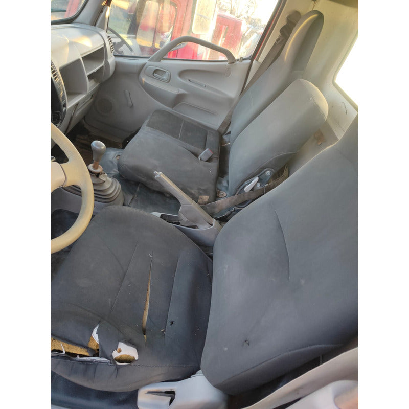 Cabina Hino 300 716 816 2011