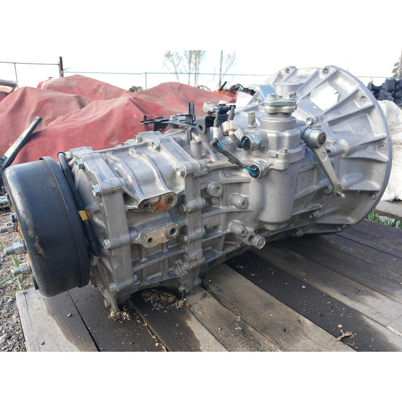 Transmision Caja De Velocidades Hino 300 6 Velocidades 2021